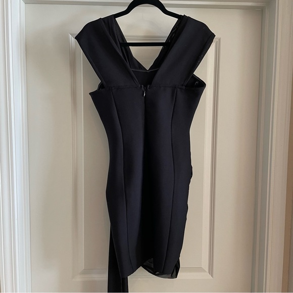 Elliatt Rochelle Dress in Black (Women’s M) - Picture 8 of 11